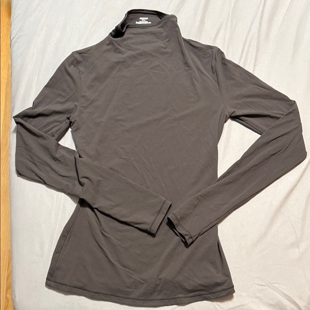 SKIMS blackLong Sleeve Turtleneck Top